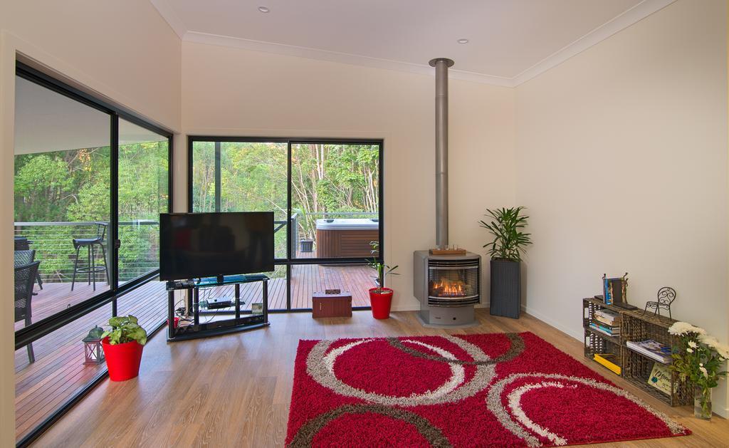 Babbling Brook Retreat Villa Limpinwood Rum bild